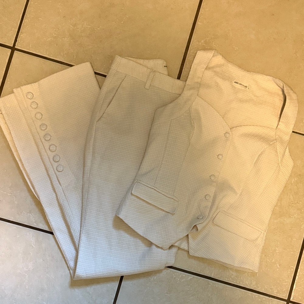 Avec Les Filles Cream Pantsuit Set